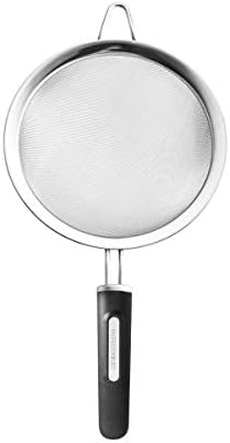 7-inch stainless steel colander perfect for separating and washing foods