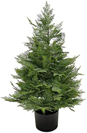 Artificial Cypress Tree with Realistic Branches