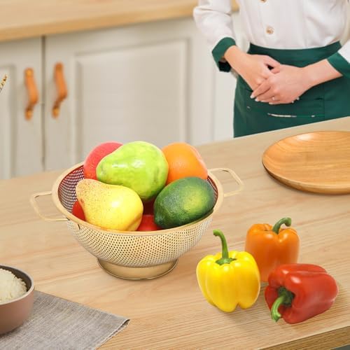 Stainless Steel Gold Strainer with Handle for Kitchen Use