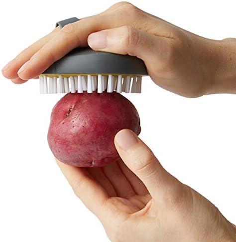 Ergonomic Vegetable Brush