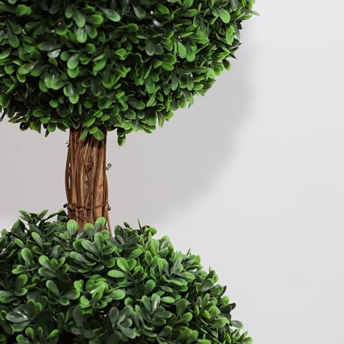 Discover Realistic Outdoor Topiary