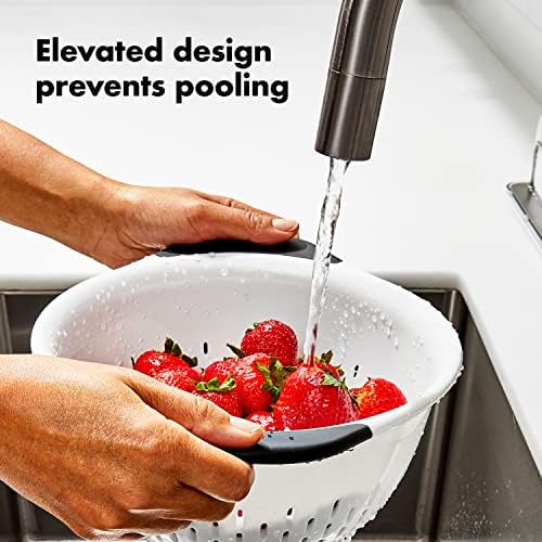 OXO Good Grips 3 qt Colander with Handle