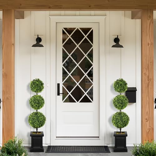 Set of 2 Realistic Boxwood Topiaries Outdoor Use 35ft