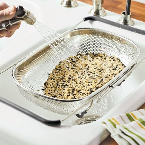 Effortlessly Straining with Rachael Rays Over-the-Sink Colander