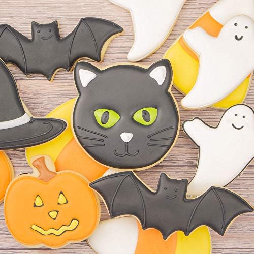 Cat Face Sandwich Cutter by Ann Clark