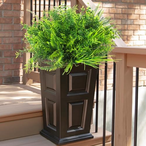Compact Design Faux Greenery for OutdoorSpaces